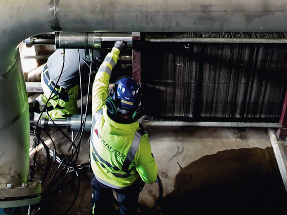 Clean-in-place - Two technicians working