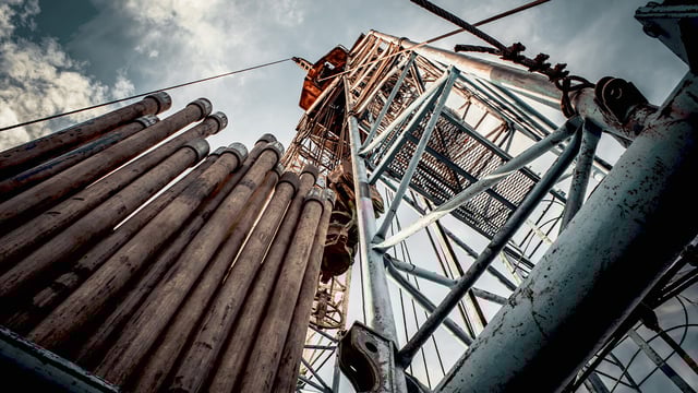 Drilling-oil-and-gas